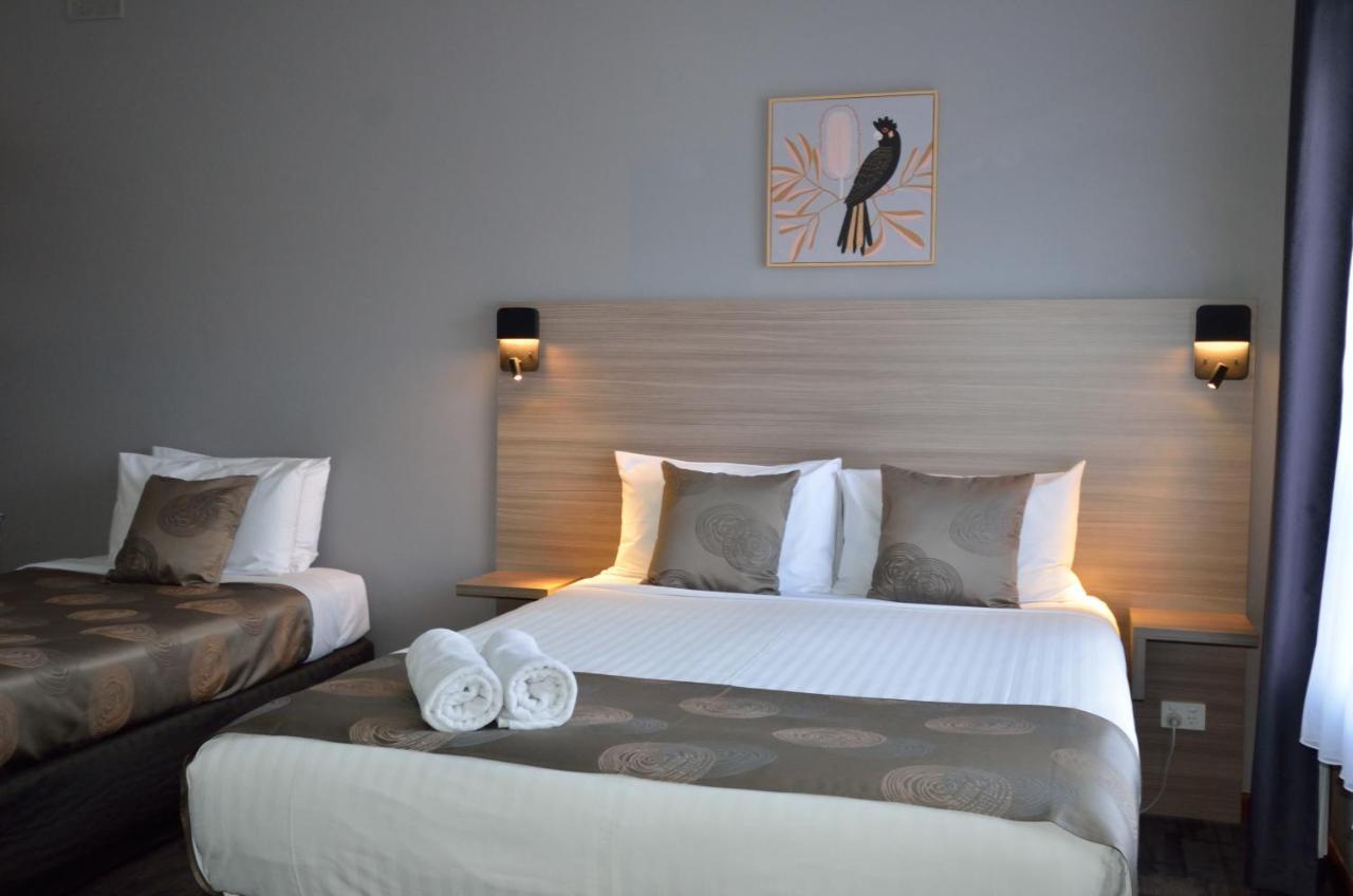 105 On The Park Motel Bordertown Eksteriør billede